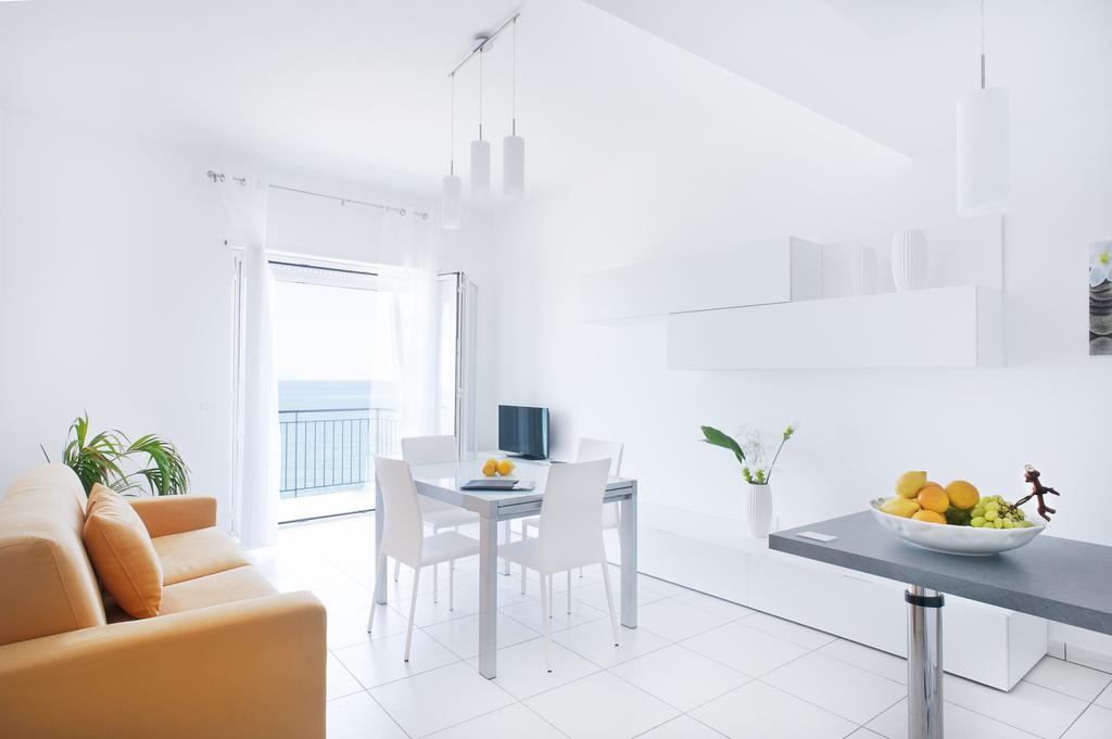 Vuelle Residence Apartments Capo d'Orlando Room photo